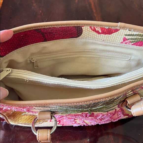 Floral Pink and Tan Bead-accented Women's Bag - Picture 7 of 7